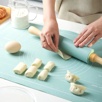 GripSure Thick Rolling Pin & Spacious Baking Mat