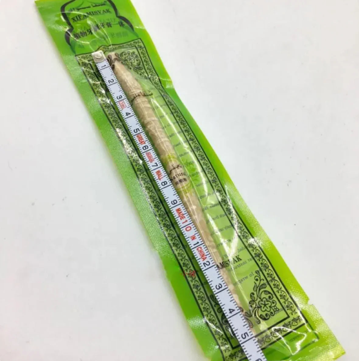 Isinti Sokuxubha Amazinyo Esibizwa Ngemiswak