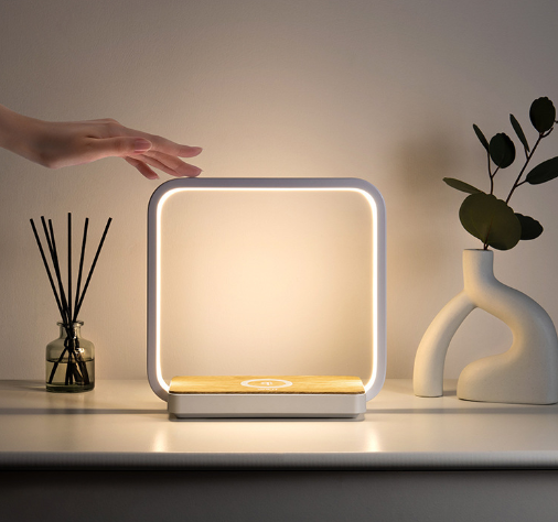 Luukse Slimlamp met Draadlose Laaier