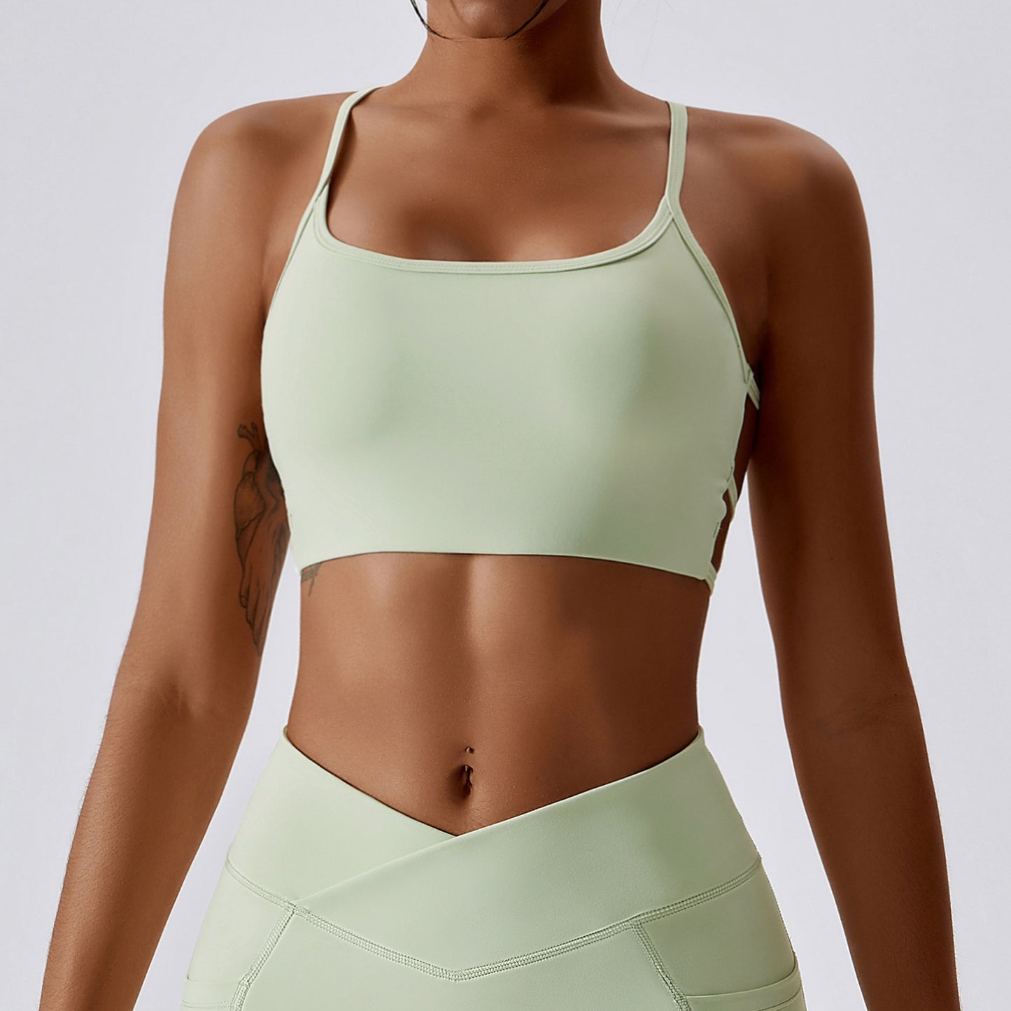 AeroFit Quick-Dry Ladies' Sports Bra